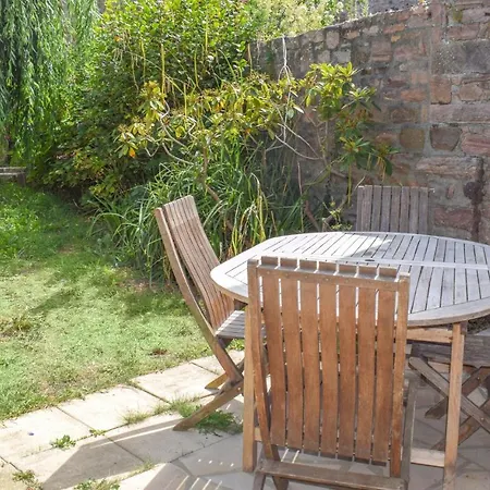 Awesome In With Kitchen Holiday home *